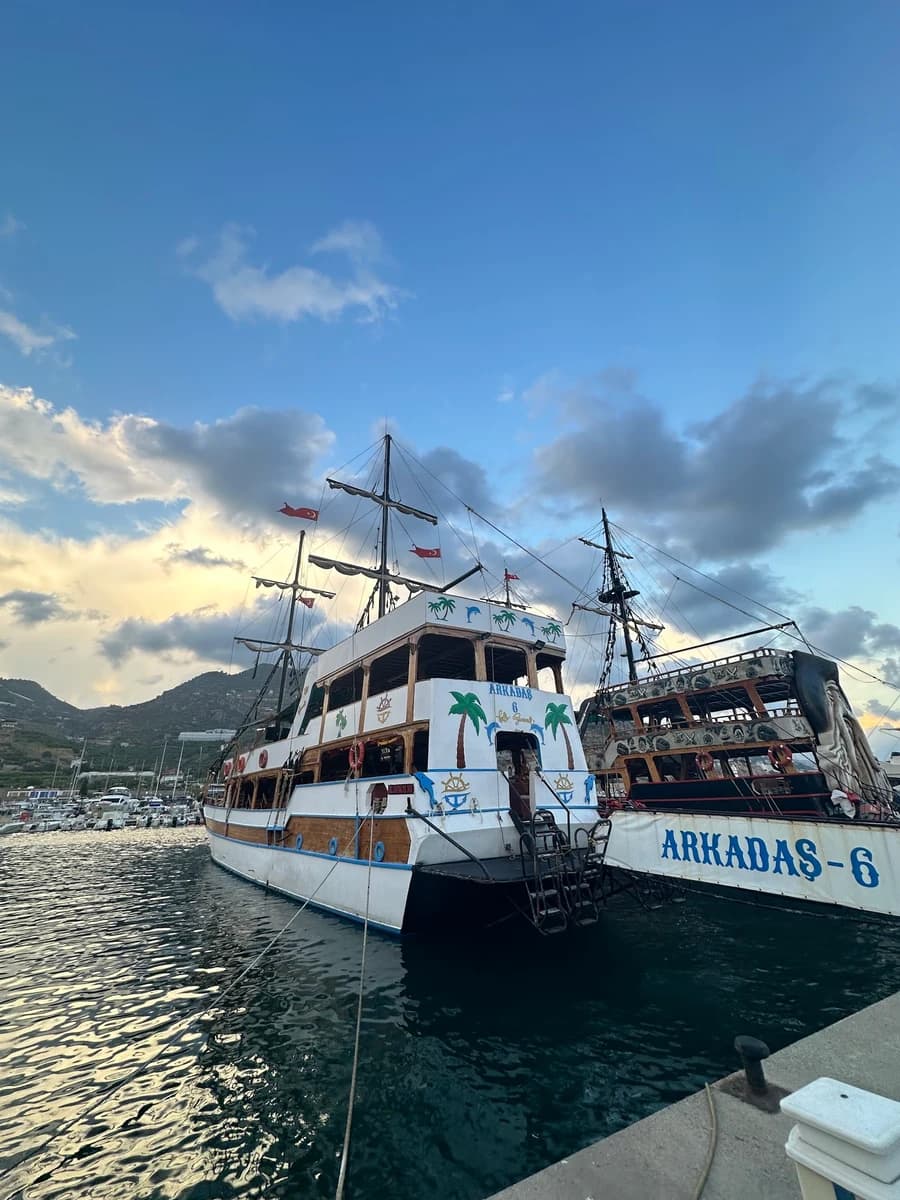 Croisière Arkadaş et Arkadaş 6 — 1/6