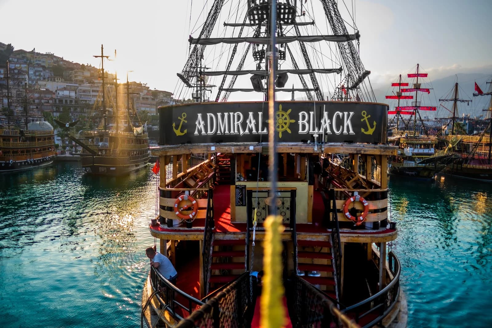Croisière en bateau pirate Admiral Black — 1/5