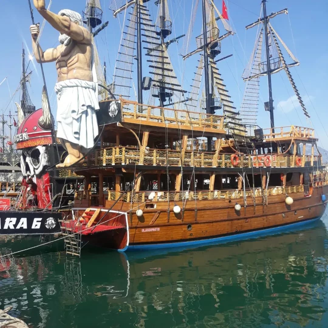 Dilara 6 Korsan Tekne Turu — 1/2