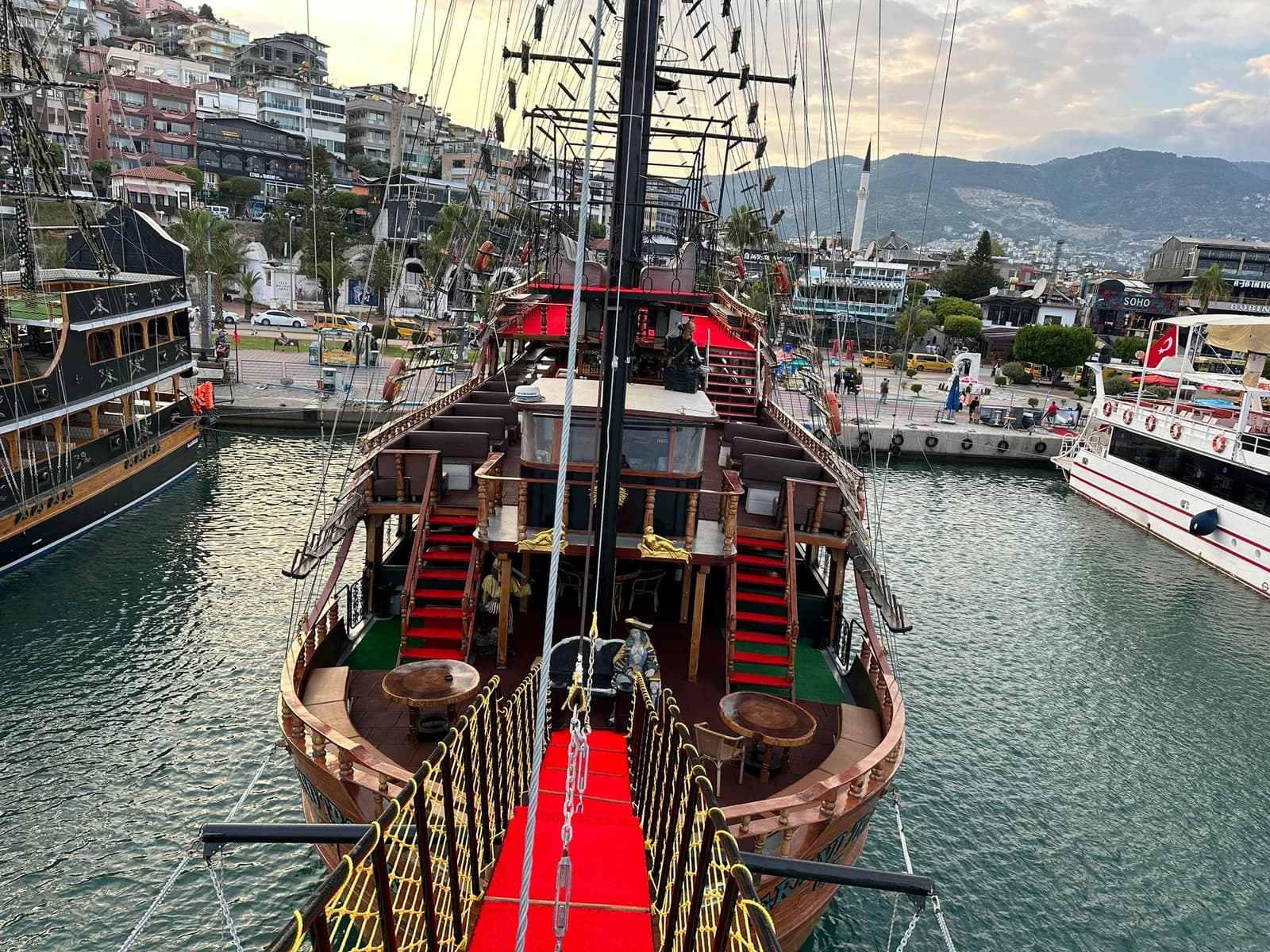Croisière en bateau pirate Grand Troys — 3/8