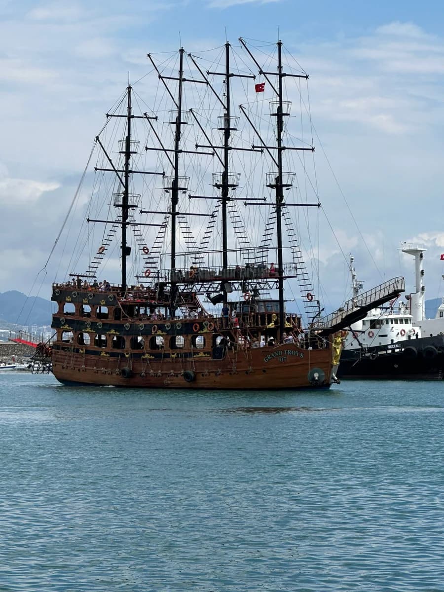 Croisière en bateau pirate Grand Troys — 6/8